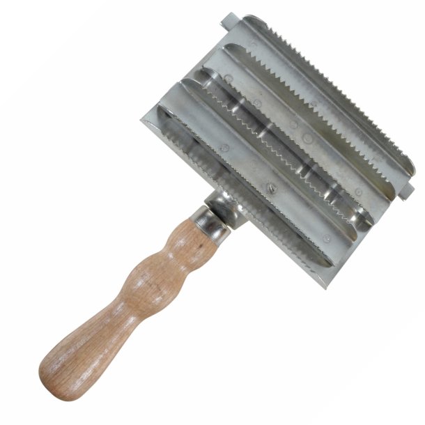 Borstiq Farm Metal strigle